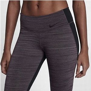 NIKE COMPRESSION LEGGINGS (RARE)